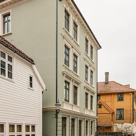 Dinbnb I For The Whole Crew I Idyllic Location Apartment